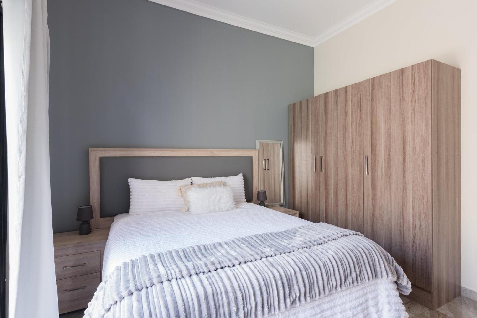 Evans Village - Apartments & Spa Йоханнесбург Экстерьер фото